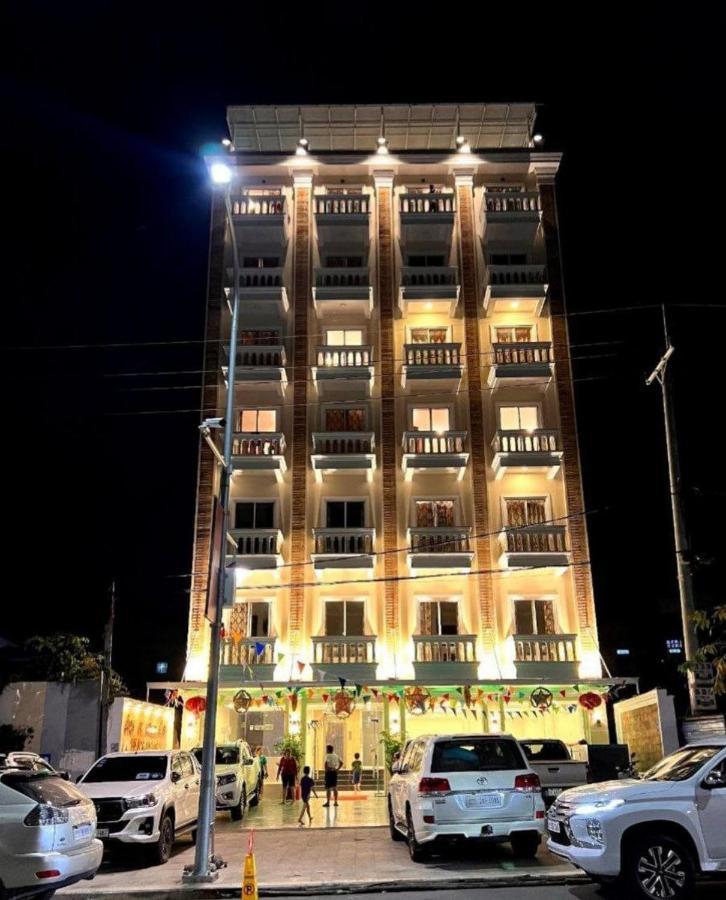 Lk Apartment & Hotel Сиханоуквил Екстериор снимка