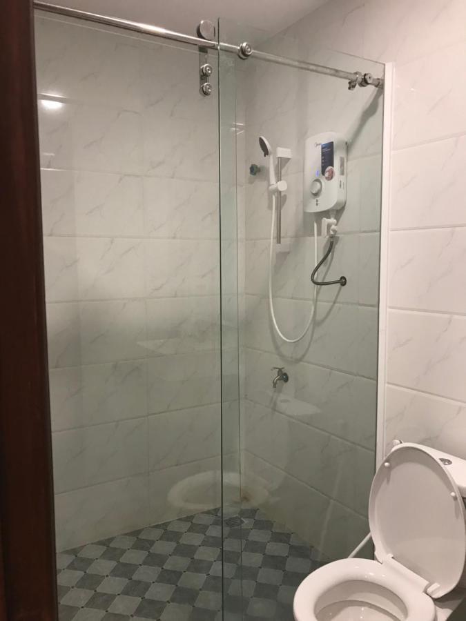 Lk Apartment & Hotel Сиханоуквил Екстериор снимка